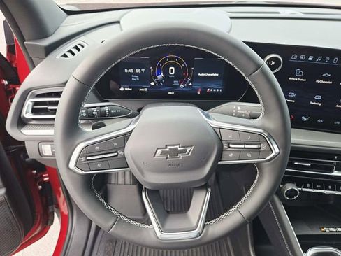 New 2026 Chevrolet Traverse LT w/ Midnight/Sport Edition AWD/4WD image 17