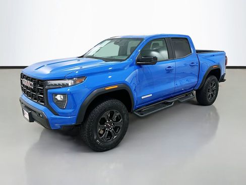 Used 2025 GMC Canyon Elevation w/ Convenience Package AWD/4WD image 3