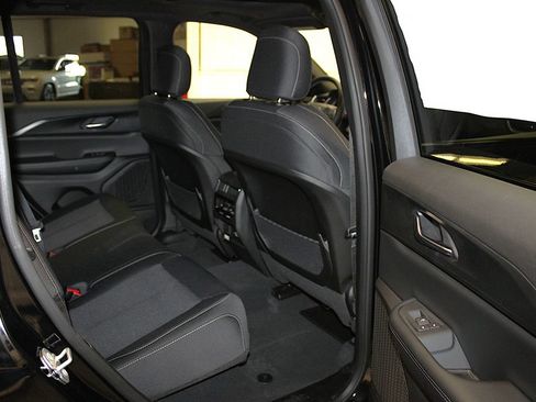 New 2026 Jeep Grand Cherokee Laredo X AWD/4WD image 33