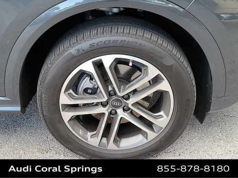 Certified 2025 Audi Q5 Premium w/ Convenience Package AWD/4WD image 20