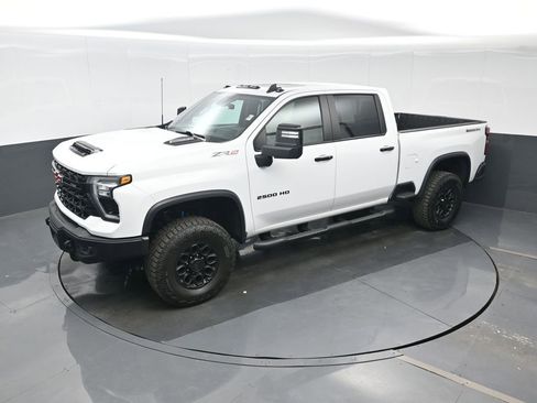 Used 2024 Chevrolet Silverado 2500 ZR2 w/ ZR2 Bison Edition AWD/4WD image 25
