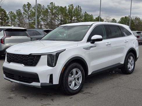 New 2026 Kia Sorento LX image 3