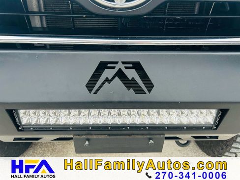 Used 2015 Toyota Tacoma 4x4 Double Cab image 34