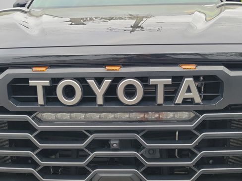 Used 2025 Toyota Tundra TRD Pro AWD/4WD image 11