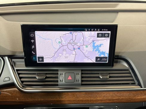 Used 2023 Audi Q5 2.0T Prestige w/ Prestige Package image 28