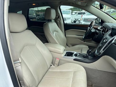 Used 2012 Cadillac SRX Luxury FWD image 18