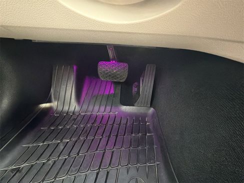 Used 2022 Mercedes-Benz C 300 C 300 image 41