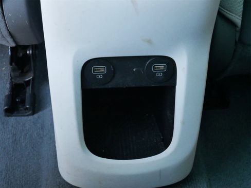 Used 2024 Hyundai Ioniq 5 Limited image 13