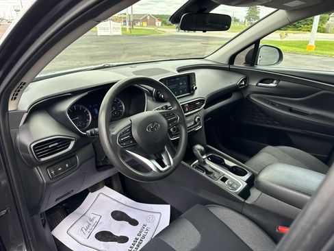 Used 2020 Hyundai Santa Fe SE FWD image 12
