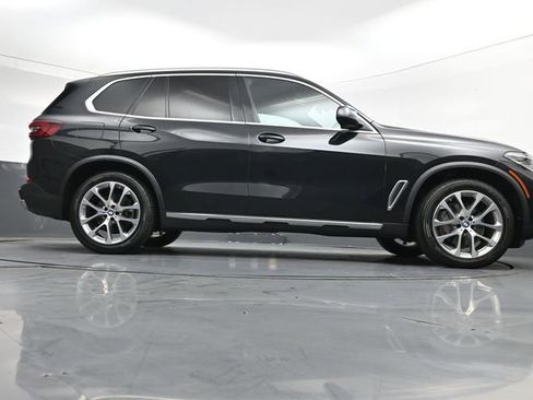 Used 2022 BMW X5 xDrive40i w/ Premium Package AWD/4WD image 30