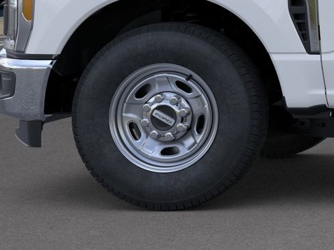 New 2026 Ford F250 XL RWD image 19