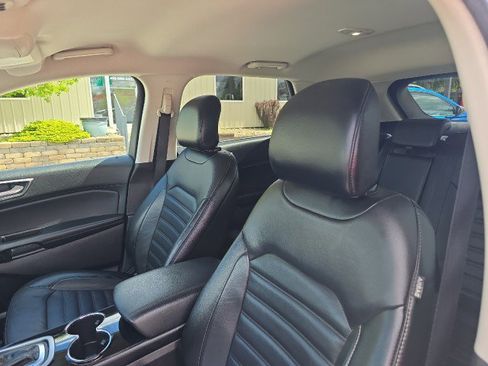 Used 2016 Ford Edge SEL w/ Equipment Group 201A AWD/4WD image 20