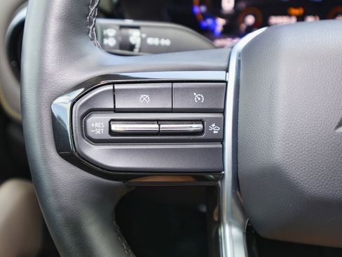 Used 2023 Chevrolet Colorado ZR2 w/ Desert Boss Special Edition image 24