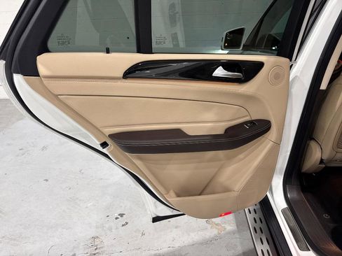 Used 2016 Mercedes-Benz GLE 350 4MATIC image 61