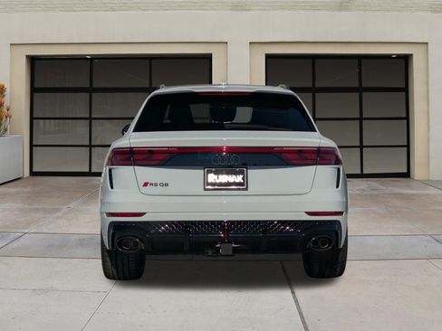 New 2026 Audi RS Q8 performance image 4