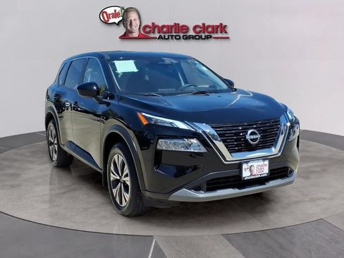 Used 2023 Nissan Rogue SV FWD image 8