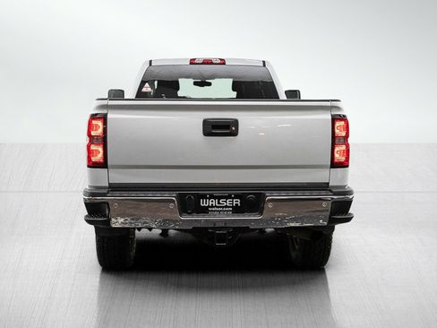 Used 2018 Chevrolet Silverado 3500 LT w/ LT Convenience Package AWD/4WD image 4
