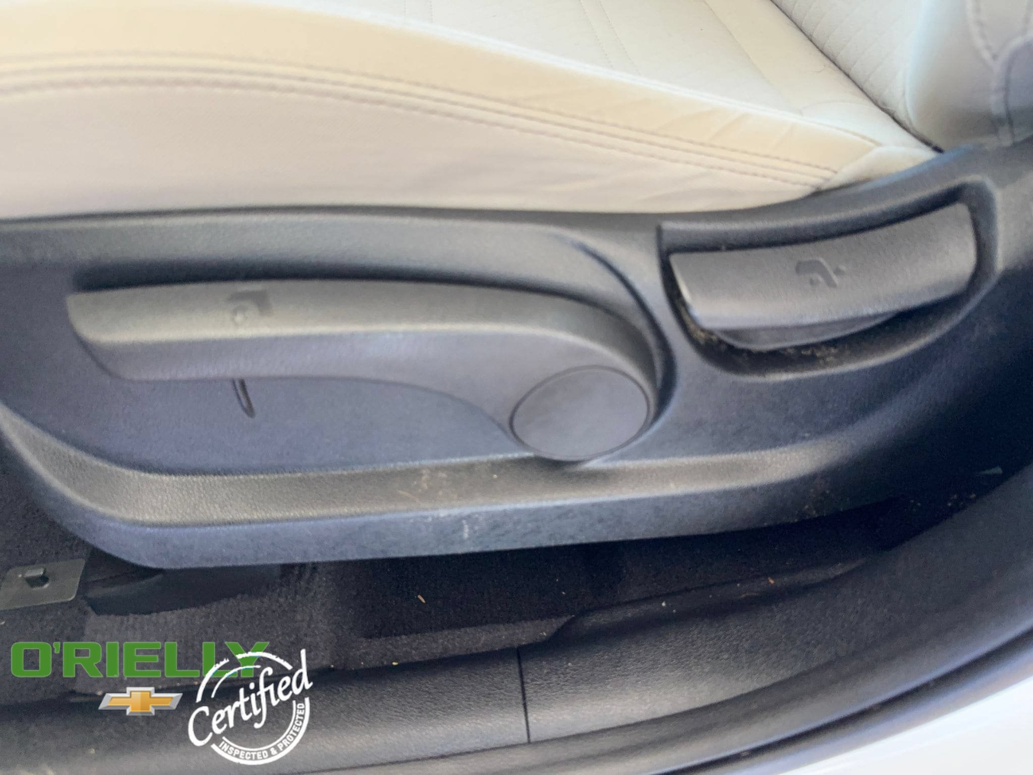 Used 2019 Kia Sorento FWD image 12
