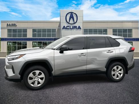 Used 2023 Toyota RAV4 LE image 2