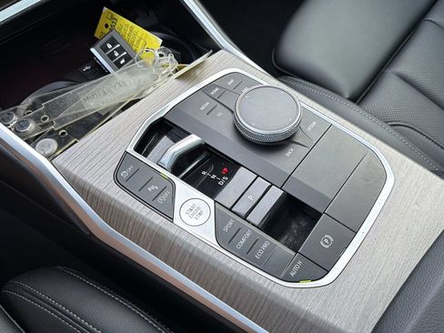 Used 2025 BMW 330i Sedan RWD image 28