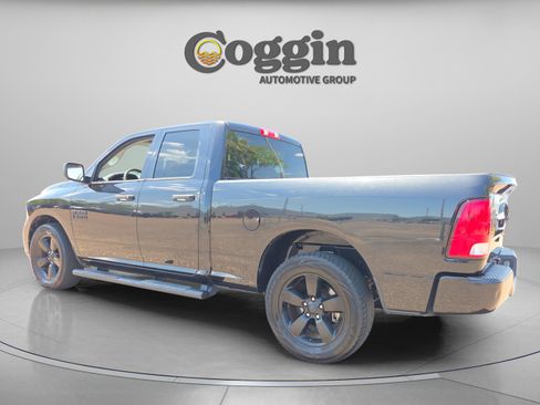 Used 2017 RAM 1500 Express w/ Black Ram 1500 Express Group image 3