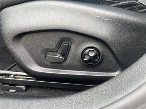 Used 2018 Jeep Compass Limited AWD/4WD image 20
