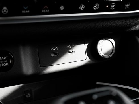 New 2026 Nissan Rogue Platinum image 15