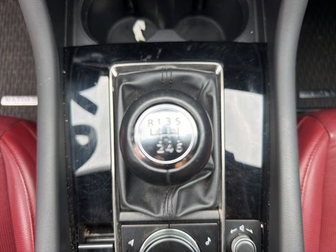 Used 2023 MAZDA MAZDA3 s FWD image 25