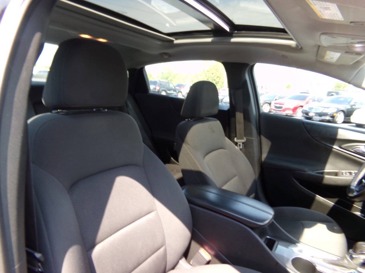 Used 2021 Chevrolet Malibu LT w/ Midnight Edition FWD image 28