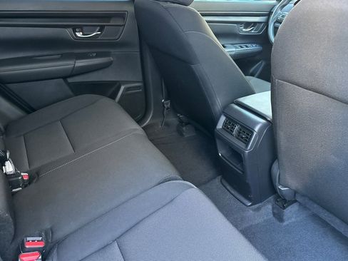 Used 2024 Honda CR-V LX image 29