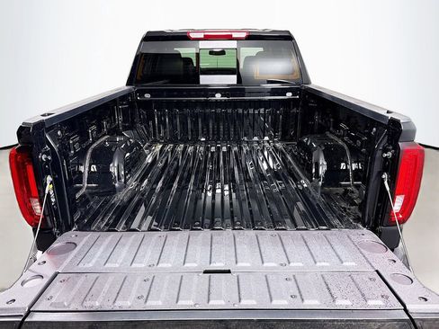 New 2026 GMC Sierra 1500 SLT w/ SLT Premium Package image 27