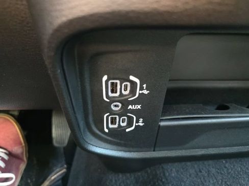 Certified 2026 RAM 2500 Big Horn AWD/4WD image 25