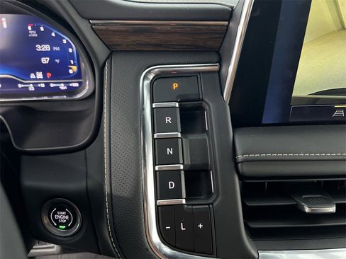 Used 2024 Chevrolet Tahoe Premier image 14