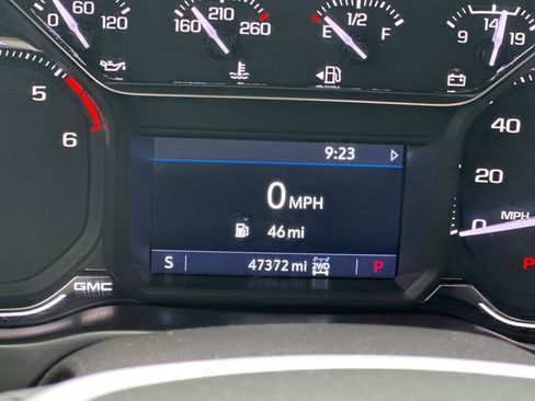 Used 2021 GMC Sierra 1500 Elevation w/ X31 Off-Road Package image 29