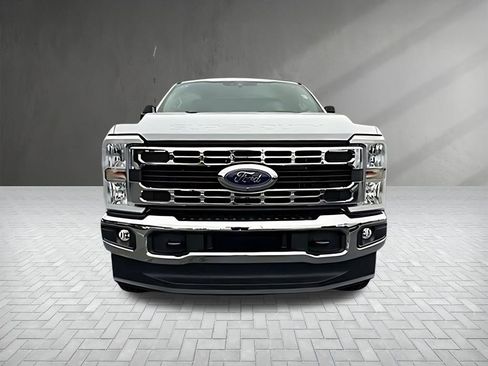 New 2026 Ford F350 XLT w/ 360-Degree Camera Package AWD/4WD image 2