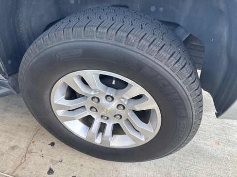 Used 2019 Chevrolet Tahoe LT RWD image 17