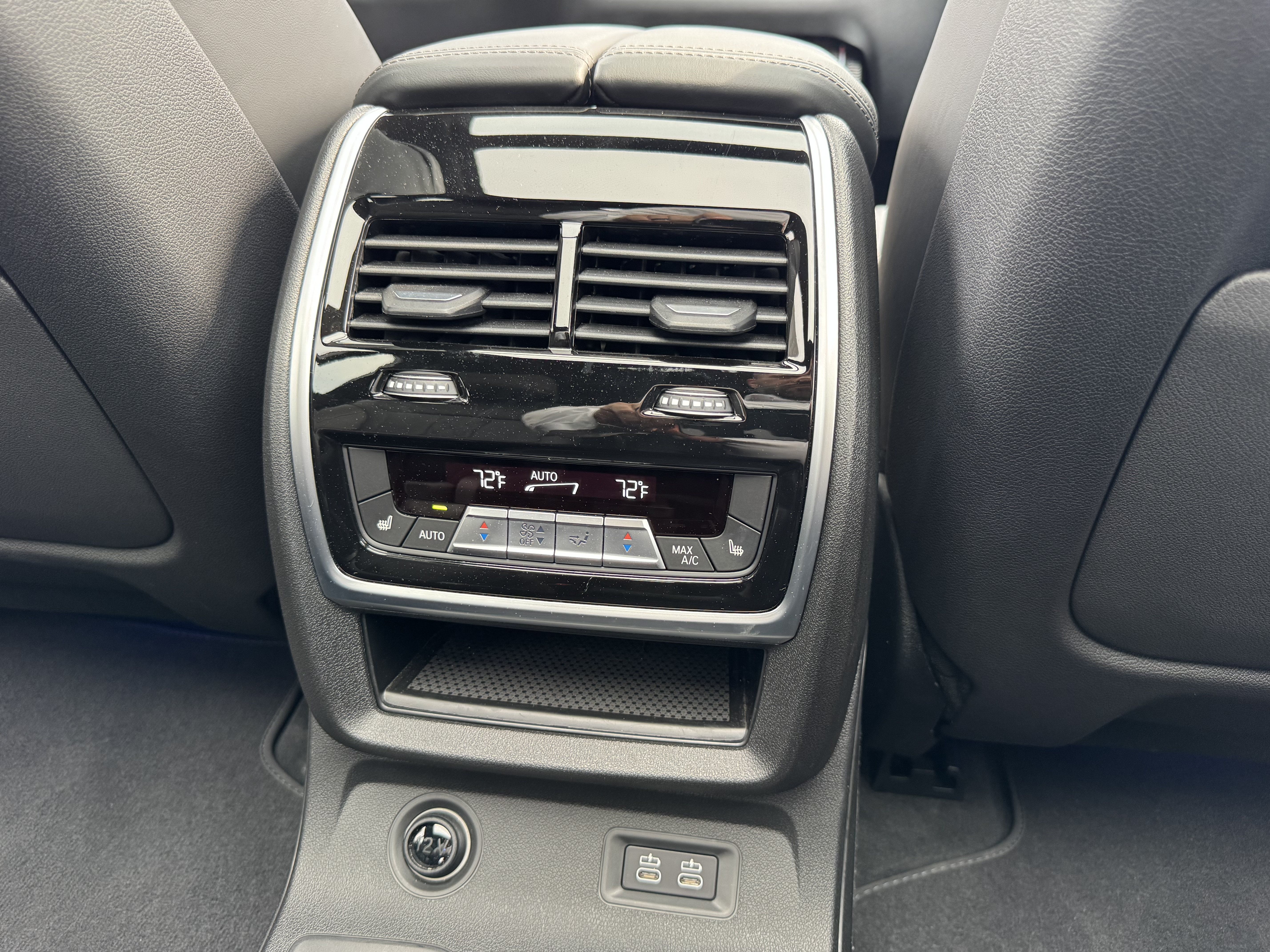 Used 2024 BMW X7 M60i w/ Executive Package AWD/4WD image 32