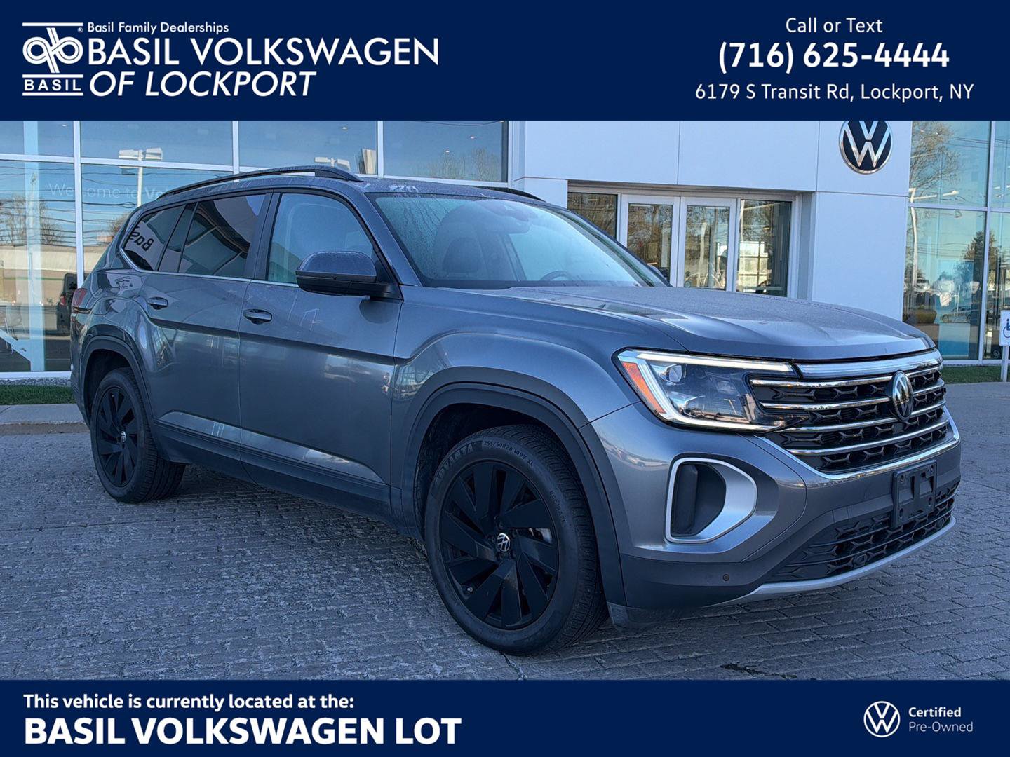 Used 2024 Volkswagen Atlas SE AWD/4WD image 1