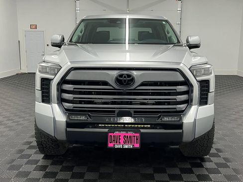Used 2023 Toyota Tundra Limited AWD/4WD image 4