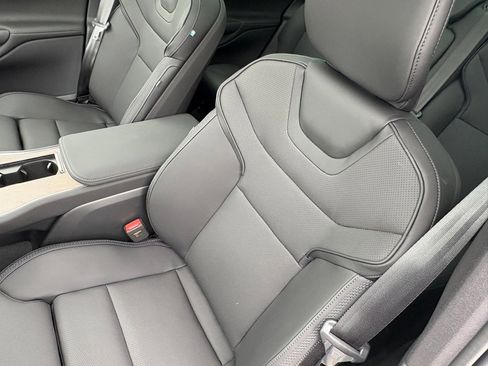 New 2025 Volvo EX90 Plus image 15