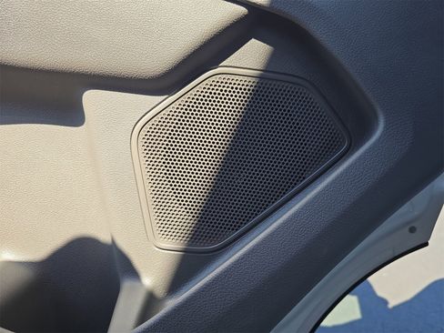 New 2025 Ford Transit 250 148 Medium Roof w/ Load Area Protection Package image 15