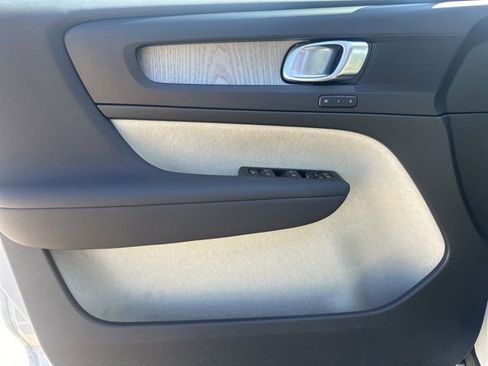 Certified 2026 Volvo XC40 B5 Plus AWD/4WD image 16