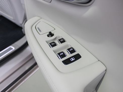 Certified 2023 Volvo S90 B6 Plus w/ Protection Package Premier AWD/4WD image 29