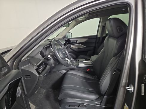 Used 2024 Acura MDX SH-AWD image 12