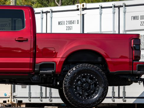New 2026 Ford F250 Platinum w/ Tremor Off-Road Package AWD/4WD image 60