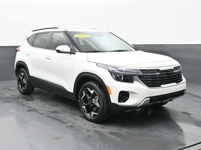 Used 2024 Kia Seltos EX