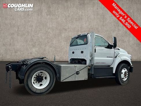 Used 2019 Ford F750 2WD Regular Cab Super Duty image 8