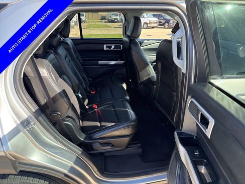 Used 2022 Ford Explorer XLT w/ Equipment Group 202A image 13