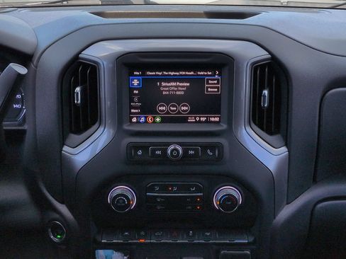 Used 2022 Chevrolet Silverado 1500 Custom RWD image 15