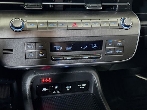 Used 2024 Hyundai Kona SEL FWD image 15